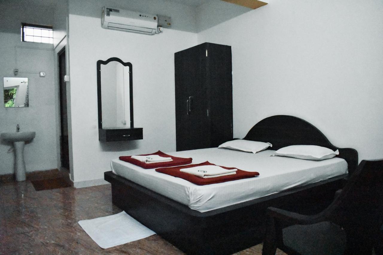 Hotel Gananjaya Gokarna  Exteriér fotografie